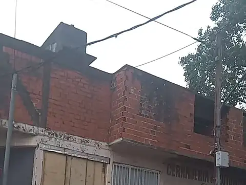 Casa en Venta con 5 cocheras