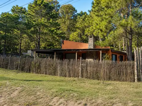 Terreno en Venta en La Lucila del Mar, USD 55.000