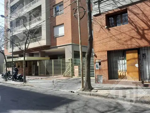 Ayacucho al 1100