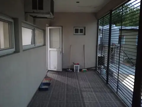 Depto Tipo Casa en Venta de 6 ambientes