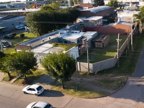 Venta Lote comercial en Juan José Paso y Circunvalación, Fisherton Industrial