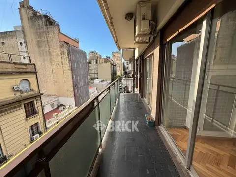 SEMIP EN PARAGUAY AL 2300 - T/AL FTE 99 M2 BALCON TODO SOL TODO EXTERNO ESPECTACULAR LIVING