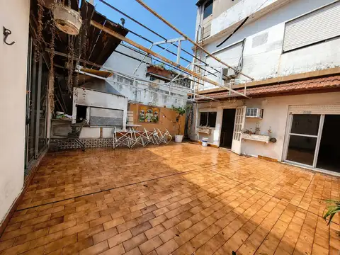 Depto Tipo Casa 3 ambientes con 2 baños