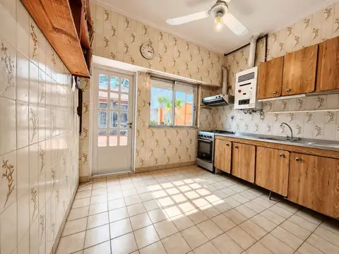Depto Tipo Casa en Venta de 3 ambientes