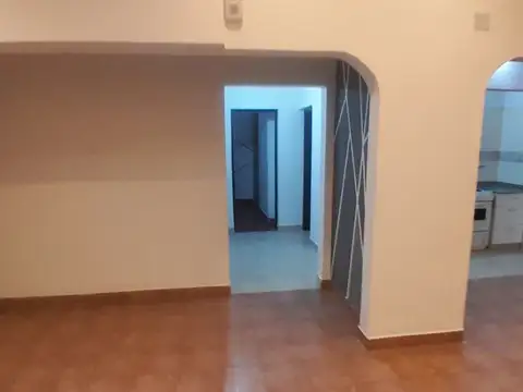 Casa en Alquiler en Zona Oeste, $ 750.000