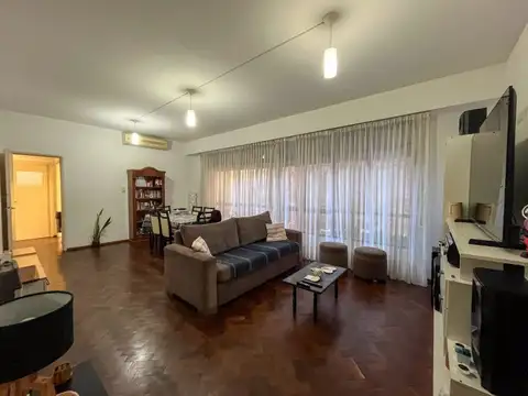 Depto Tipo Casa 5 ambientes con 1 baño