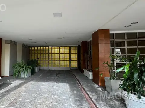 Bartolome Mitre al 700