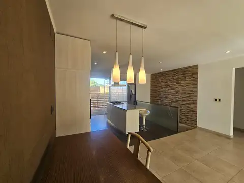 IMPECABLE MODERNO Y NUEVO 3 AMBIENTES  EN PLANTA ALTA.CON COCHERA