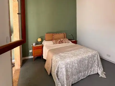 Depto Tipo Casa en Venta 40 años