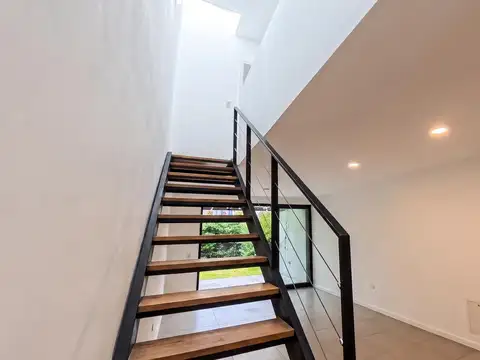 CASA EN VENTA EN SANTA ANA JOVEN