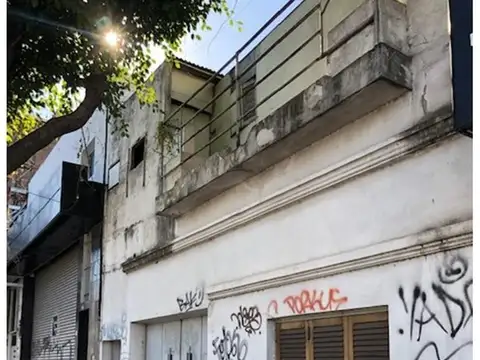 Casa en VENTA - Caseros Centro