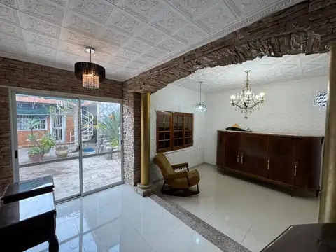 VENTA CASA + DEPTO B° PROVIDENCIA. OPORTUNIDAD.