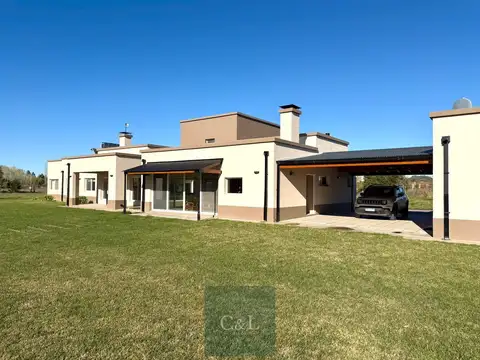 Casa en Venta en Estancia Benquerencia Farm Club, USD 670.000