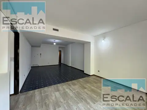 Departamento en Alquiler en Abasto, $ 800.000
