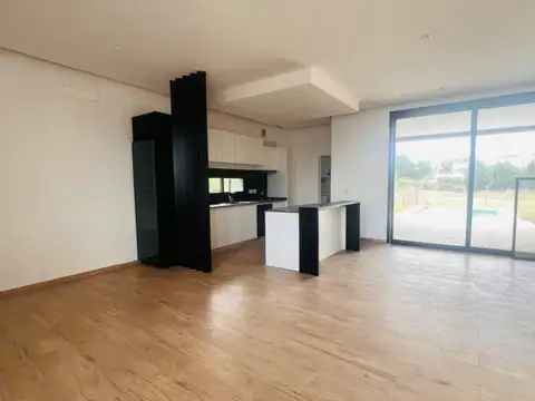 Casa en Venta en Pilar del Este - Santa Elena, USD 249.000
