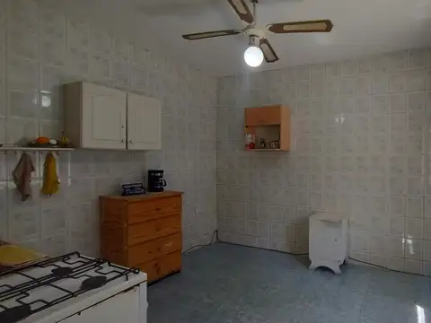 Depto Tipo Casa 2 ambientes con 1 baño