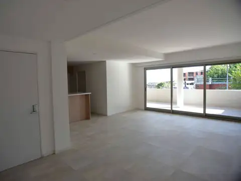 Departamento 4 ambientes con 3 baños