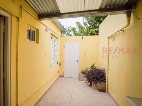 Departamento venta en pb de un dormitorio, patio