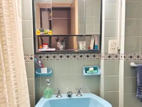 Departamento 6 ambientes con 1 baño