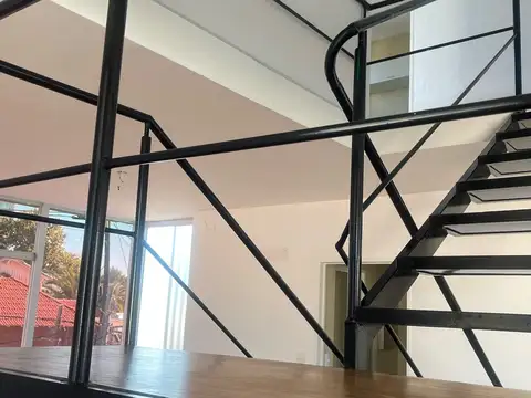 Roma al 400 super luminosa , amplia !!!!