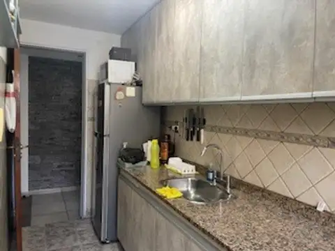 Irigoyen 700, Piso 1