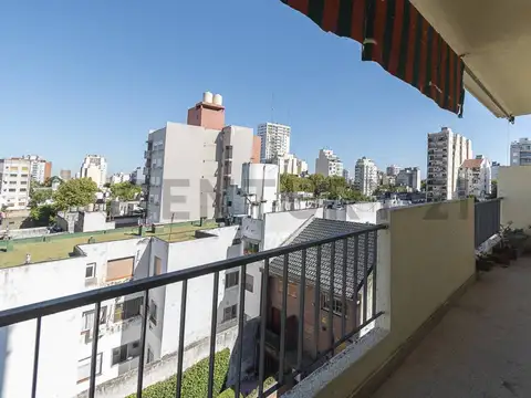 Ensenada 100, Piso 5