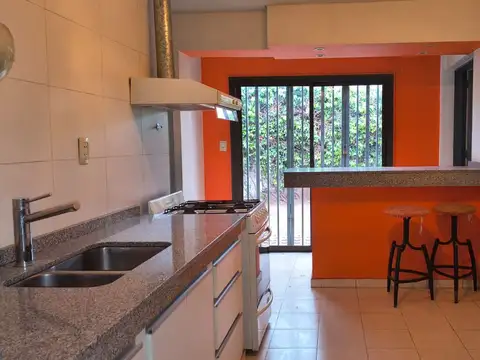 Casa en Alquiler en Godoy Cruz, $ 950.000