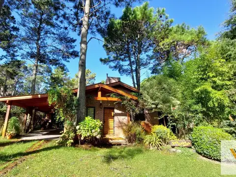 Casa en venta - 3 Dormitorios 2 Baños - Costa del Este