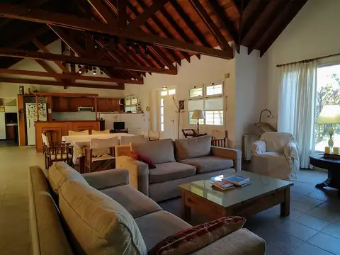 Casa en Venta de 5 dormitorios