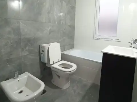 Departamento 3 ambientes con 2 baños