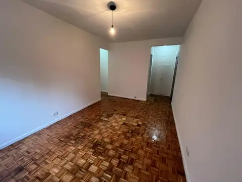 Departamento en Alquiler en Villa del Parque, $ 650.000