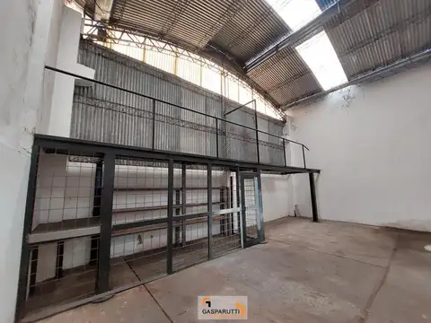 Galpón en Alquiler, Ruta Panamericana, El Triángulo, 300m2.