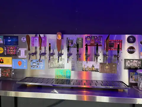 LOCAL CON GRAN PROYECCION EN ZONA ESTRATEGICA!