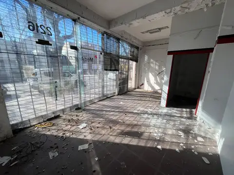 Local en Venta 50 años