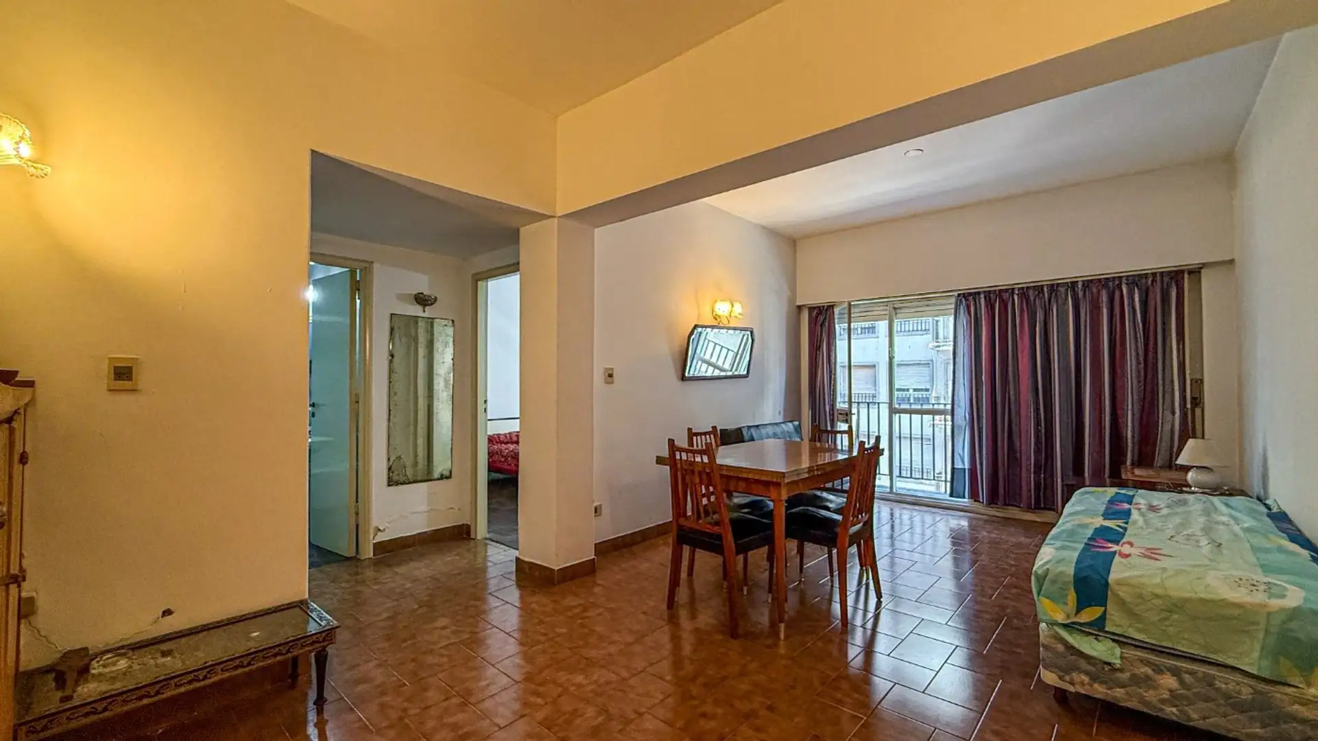 VENTA DEPARTAMENTO DE 2 AMB CENTRO BALCON FRENTE