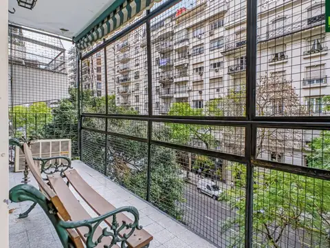 2 ambientes con balcon - Recoleta - Venta