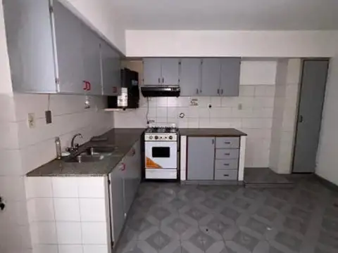 Constitución 329 01 01 , Piso 1