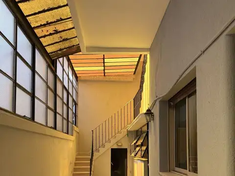Depto Tipo Casa en Venta 75 años