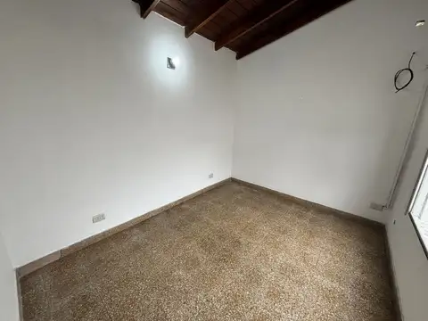 Departamento en Alquiler en Rafael Calzada, $ 500.000
