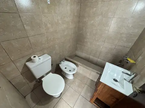 Departamento 2 ambientes a 100 mts estación!