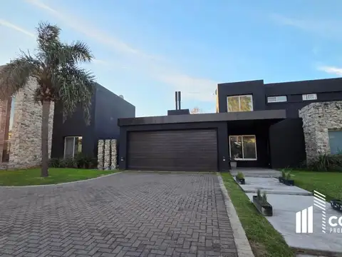 Casa en Alquiler de 3 dormitorios