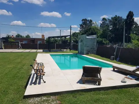 Venta Casa Quinta FINANCIADA en Robles de Alvarez.