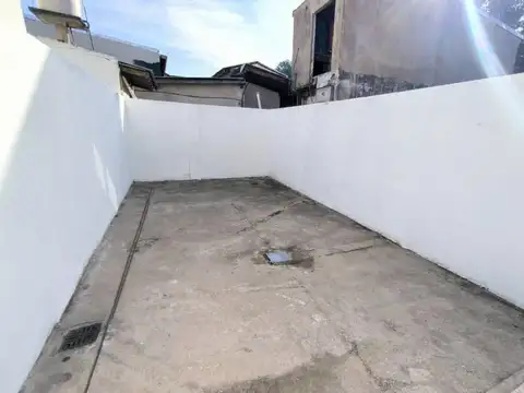 Casa en Alquiler con 1 cochera