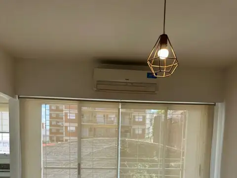 Departamento en Alquiler en Floresta, $ 500.000