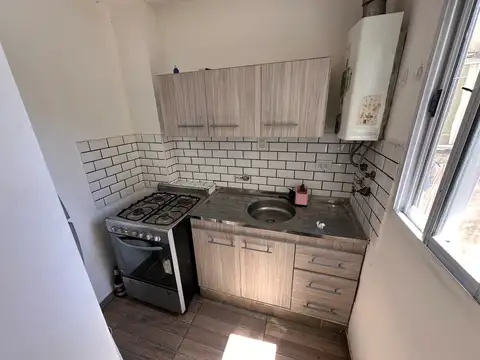 Departamento en Alquiler en Balvanera, $ 490.000