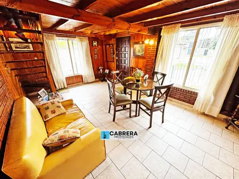 Casa en Venta con 1 cochera