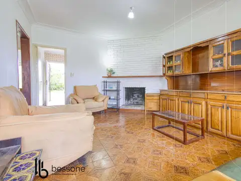 Castro Barros  al 2900