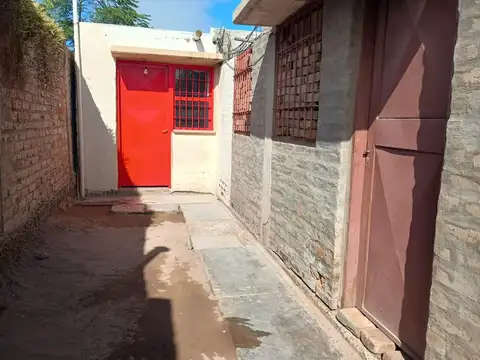 VENTA DE TERRENO CON DEPARTAMENTOS EN GUAYMALLEN