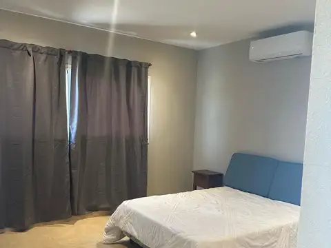 Casa en Alquiler de 4 dormitorios