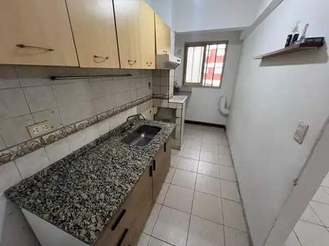 Departamento en Alquiler en Crucesita, $ 400.000